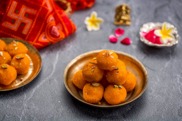 Ganesh Ji Laddoo Offering Ganesh Ji Laddoo Offering Down